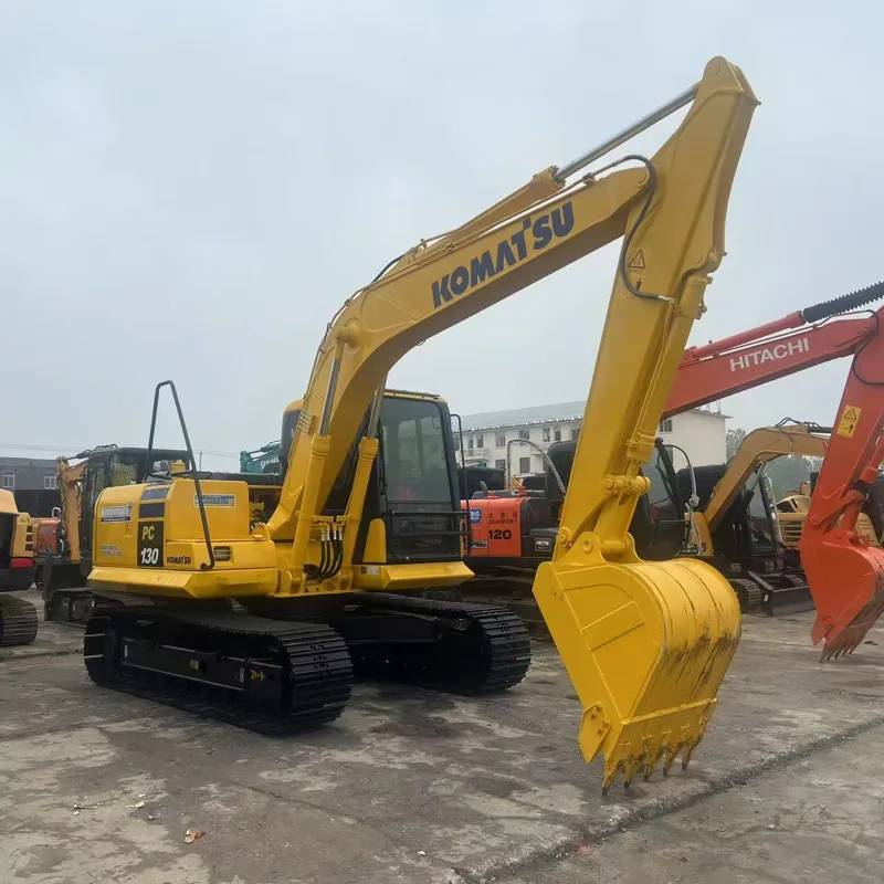 二手小松130-7挖掘机