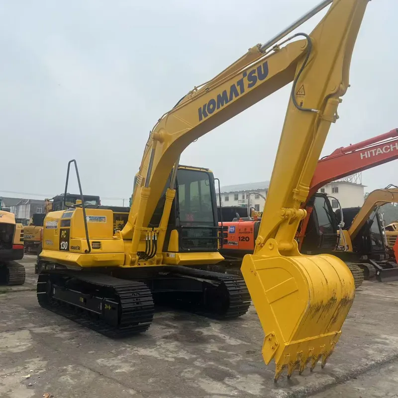 二手小松130-7挖掘机