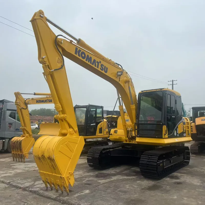 二手小松130-7挖掘机