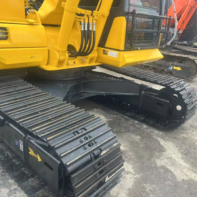 二手小松130-7挖掘机