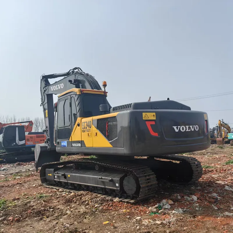 二手沃尔沃240挖掘机