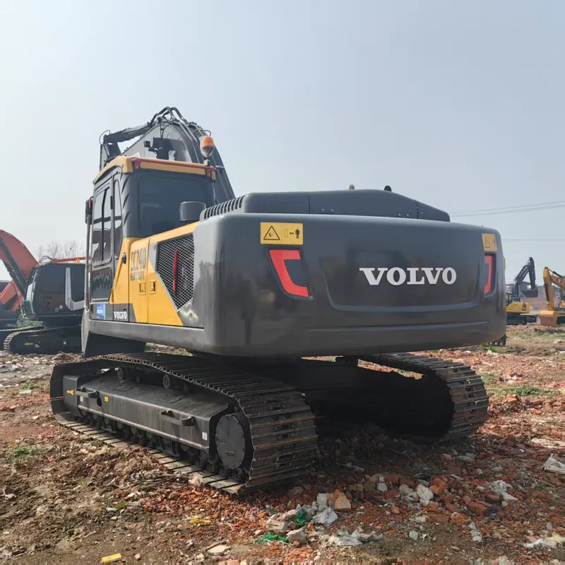 二手沃尔沃240挖掘机