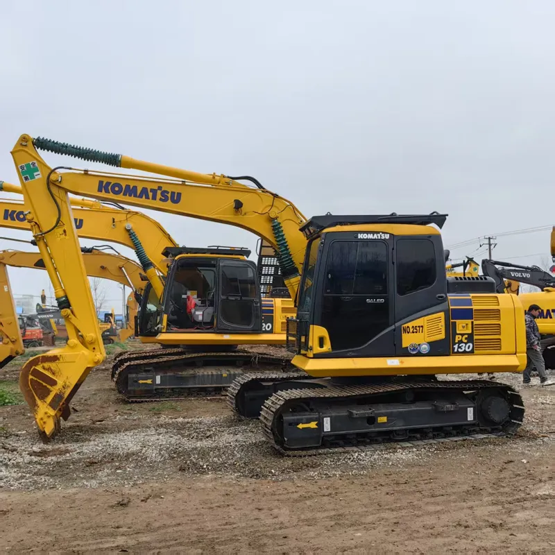 二手小松130-7挖掘机