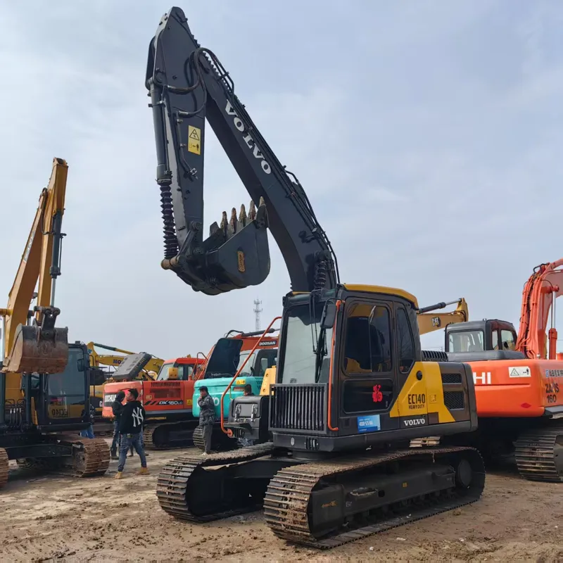 二手沃尔沃140挖掘机