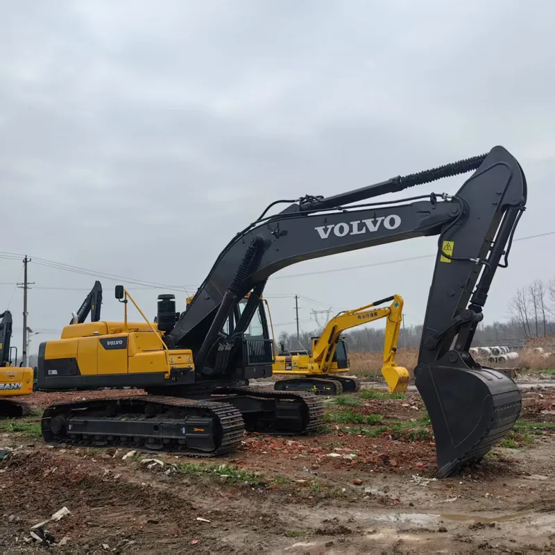 二手沃尔沃300挖掘机
