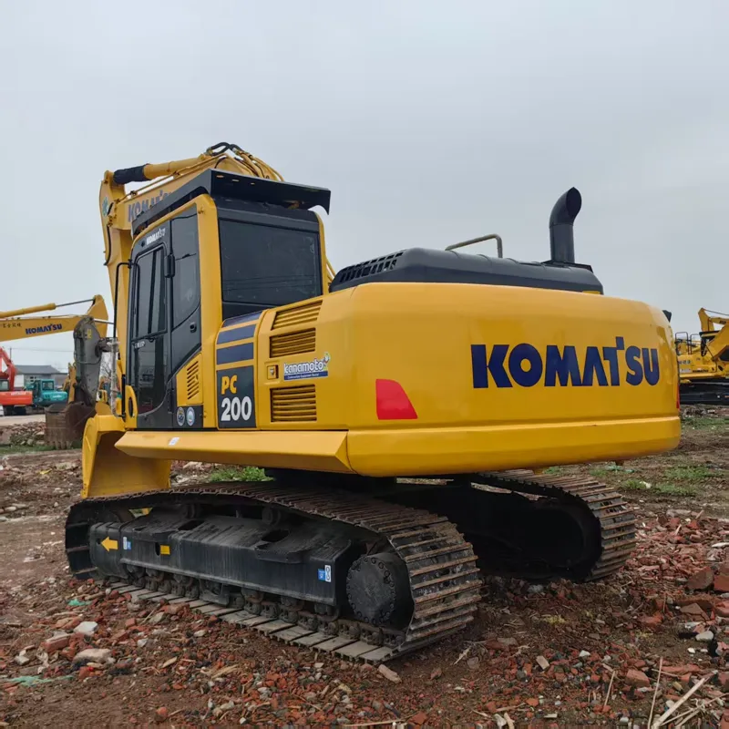 二手小松200-8挖掘机