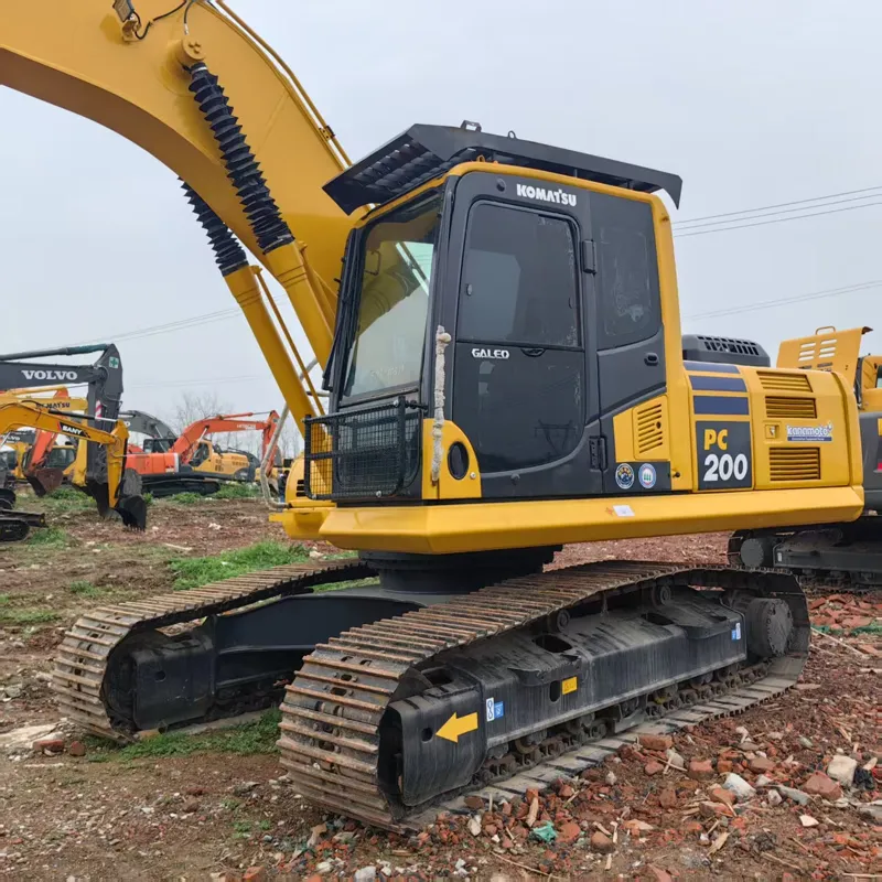 二手小松200-8挖掘机