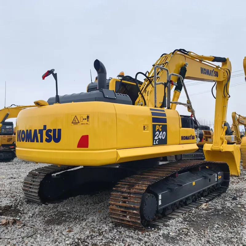 二手小松240-8挖掘机