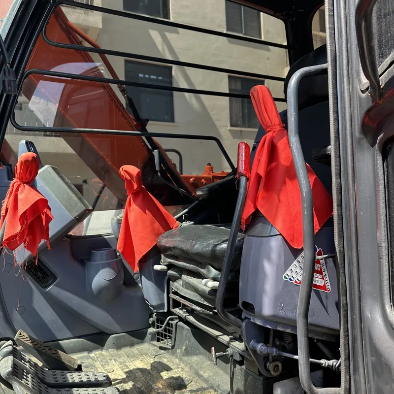 二手日立70挖掘机