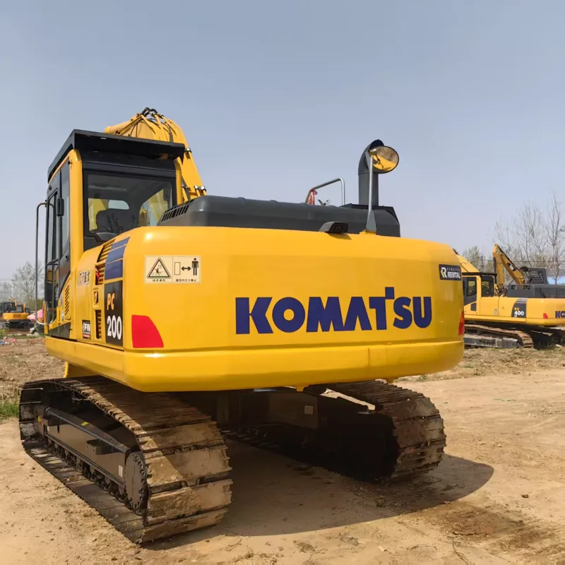 二手小松200挖掘机
