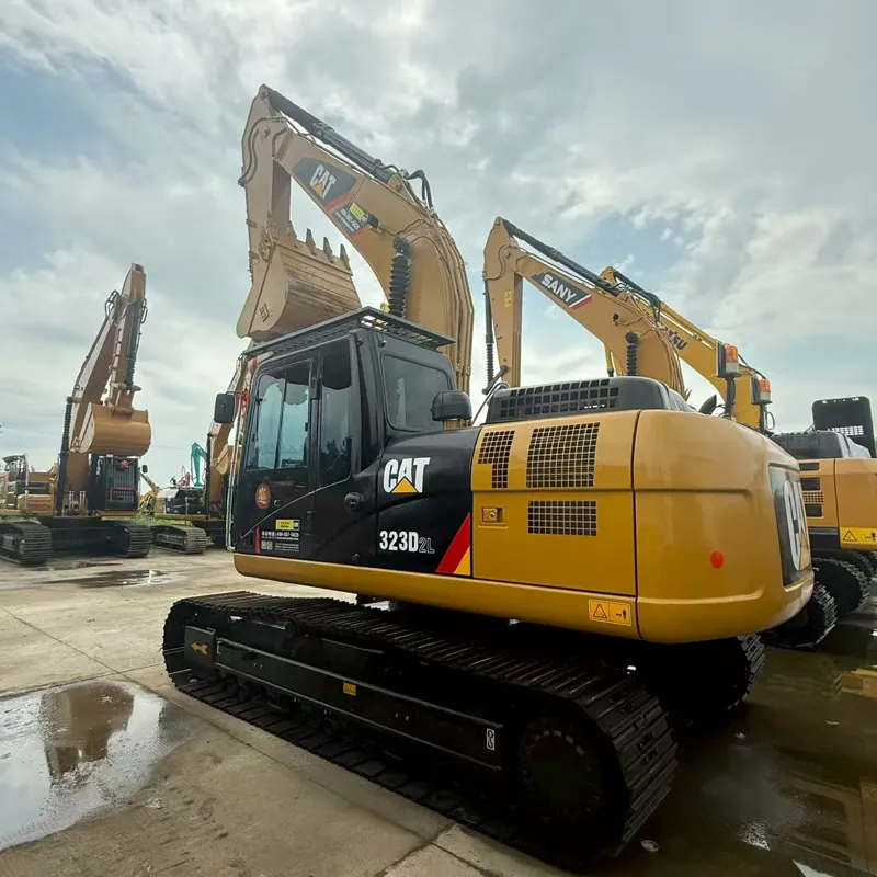 二手卡特323D2L挖掘机
