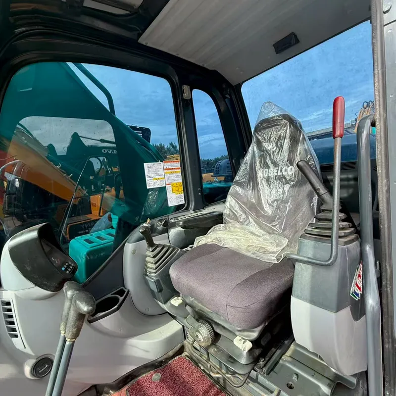 二手神钢350-8挖掘机