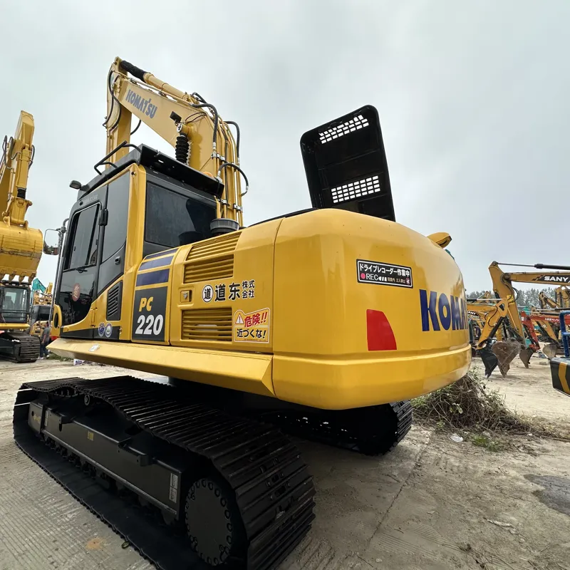 Used 小松220-8 excavator