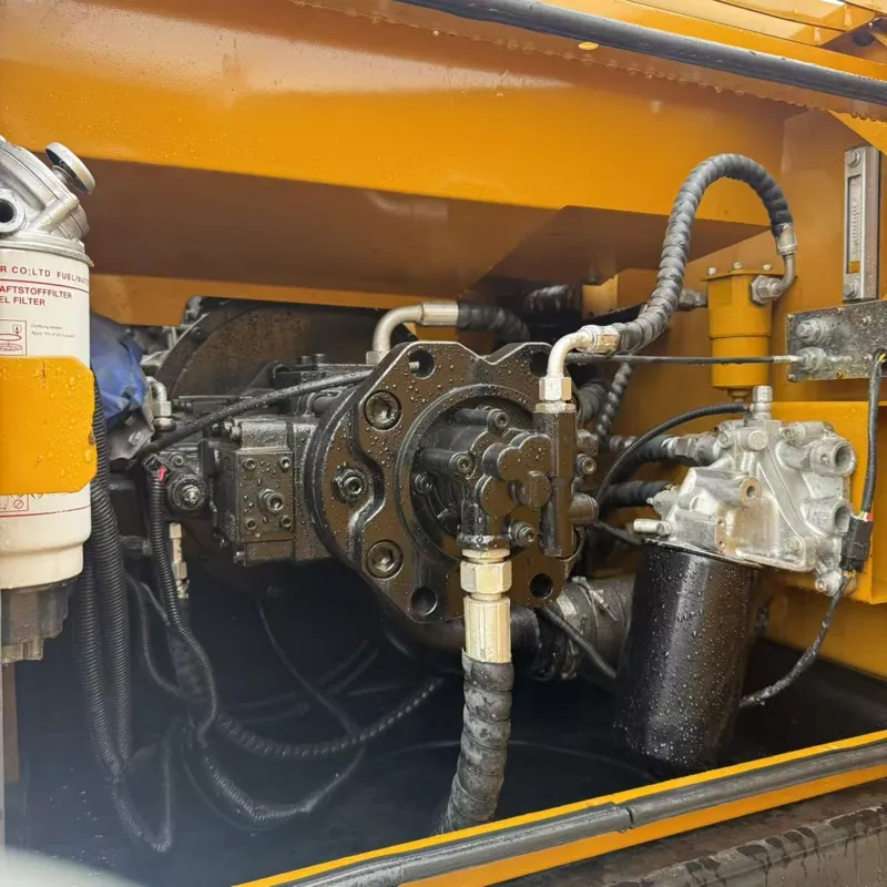 二手三一235挖掘机