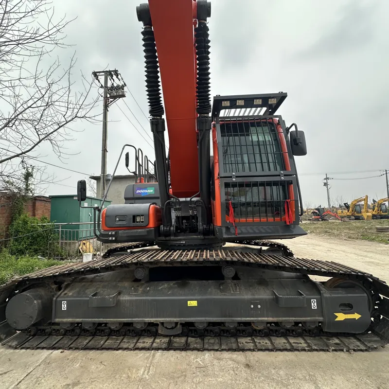 二手斗山300dxlca挖掘机