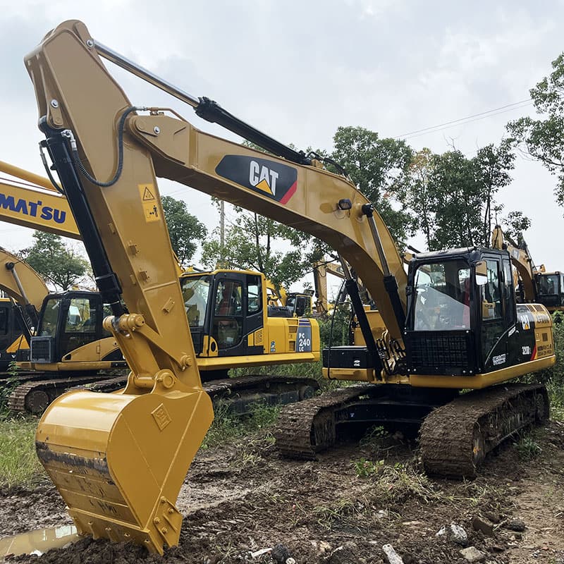 Used 卡特320D2 excavator