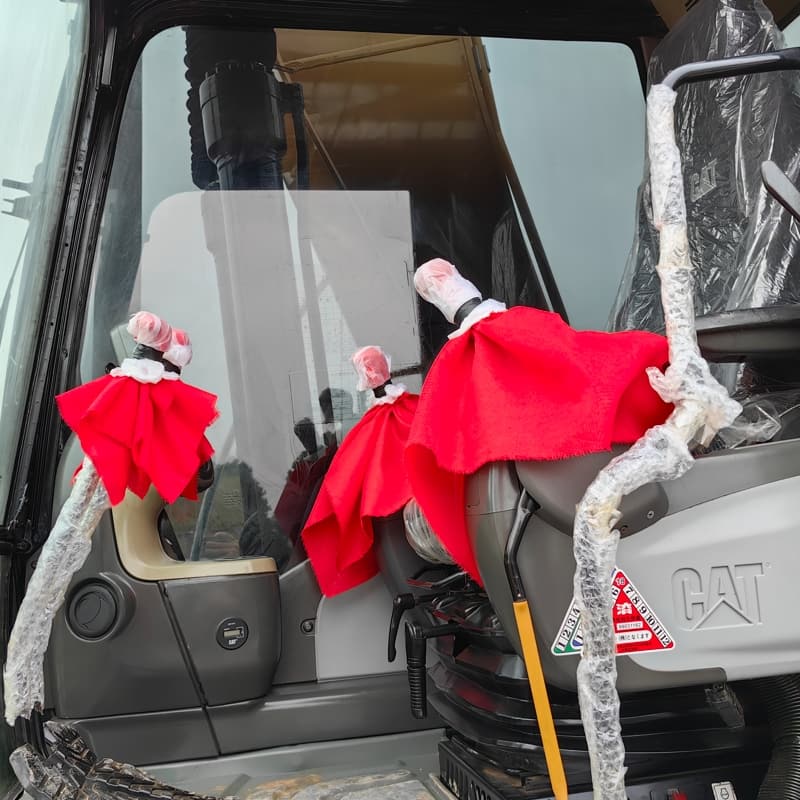 二手卡特320D2挖掘机