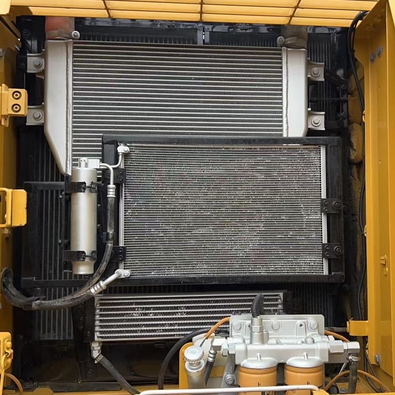 二手卡特320D2L挖掘机