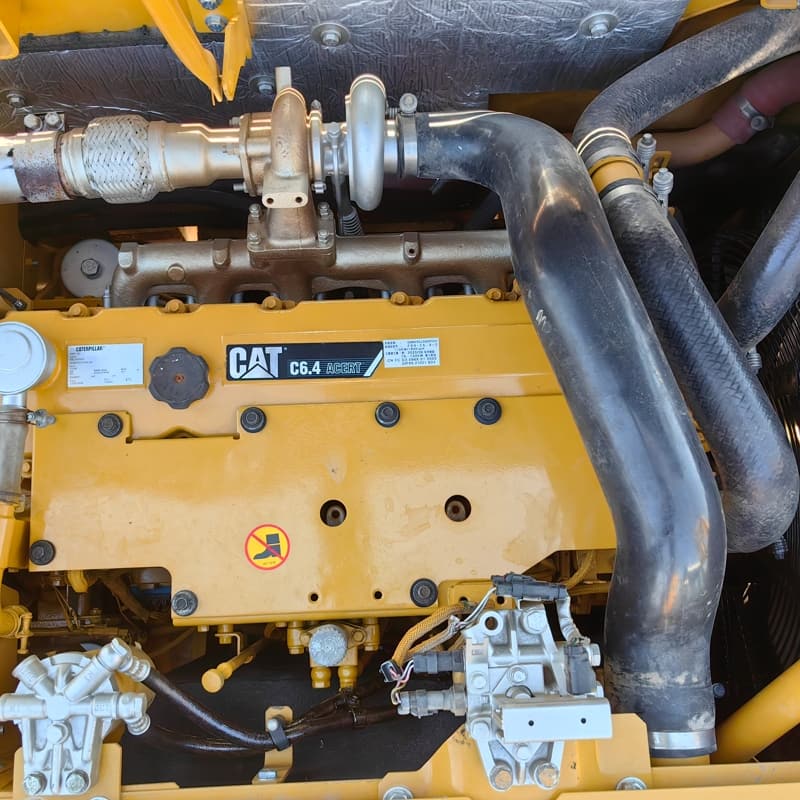 二手卡特320D2挖掘机