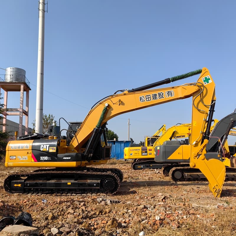 二手卡特320D2L挖掘机