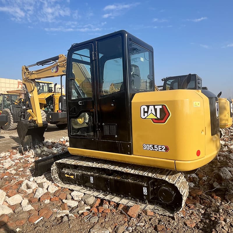 二手卡特305.5E2挖掘机