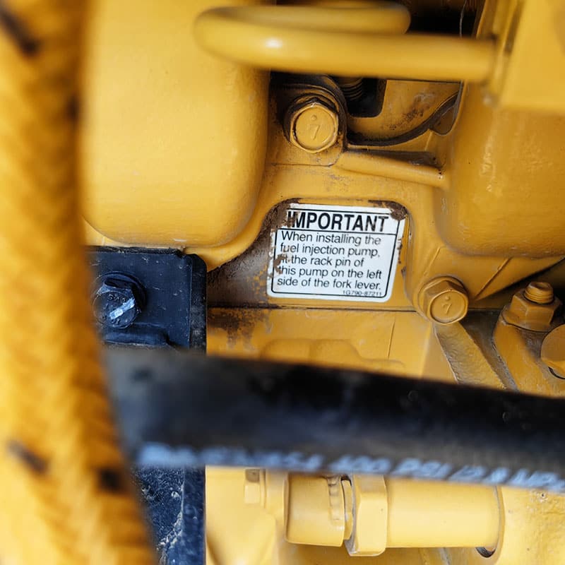 二手卡特305.5E2挖掘机