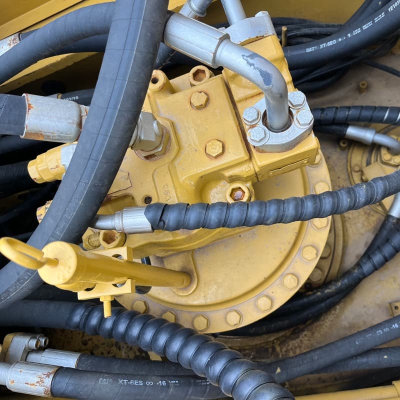 二手卡特330D2挖掘机