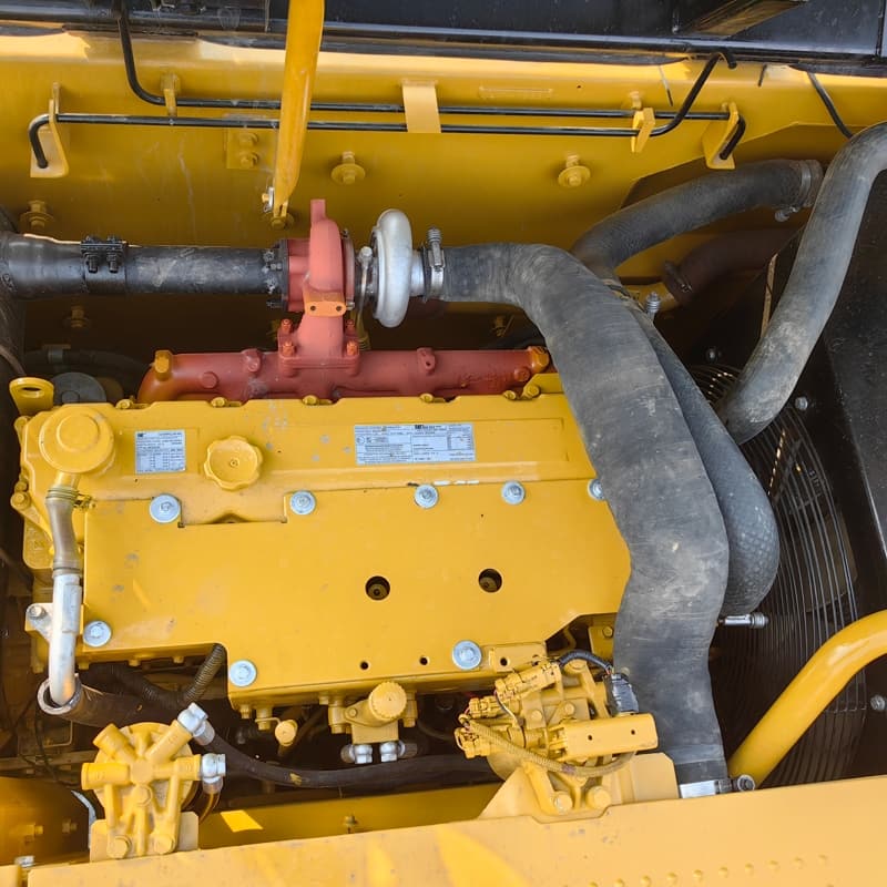 二手卡特320D2挖掘机