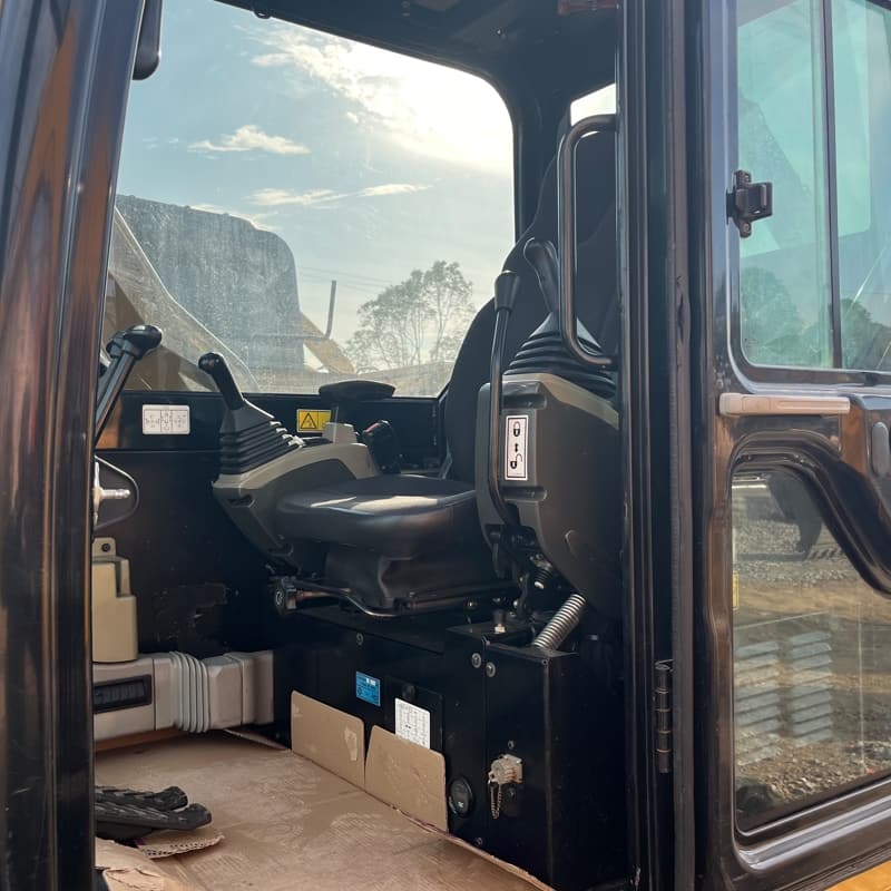 二手卡特307E2挖掘机