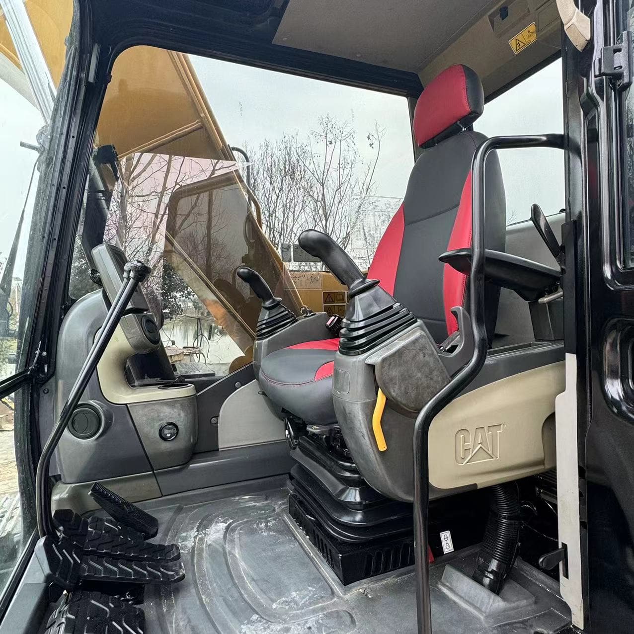 二手卡特312D2GC挖掘机