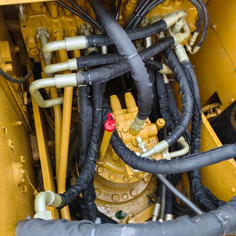 二手卡特320D2L挖掘机