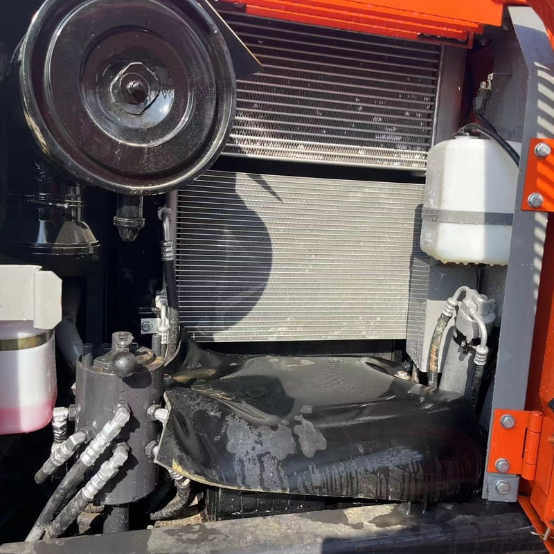 二手日立ZX120挖掘机