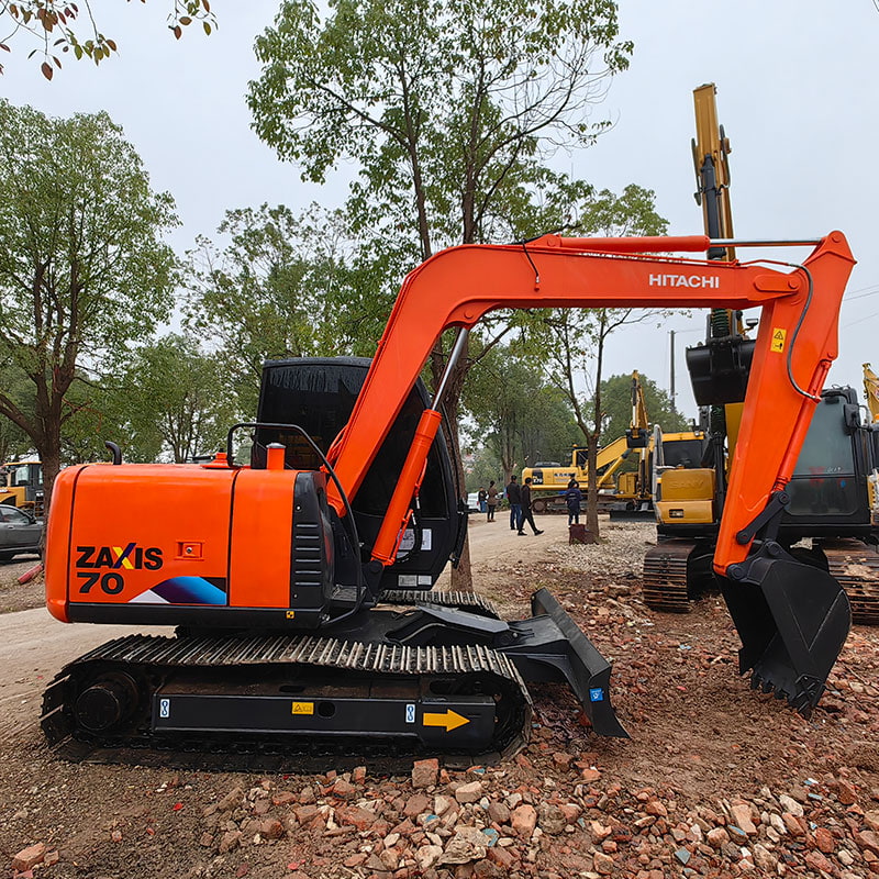 二手日立ZX70挖掘机
