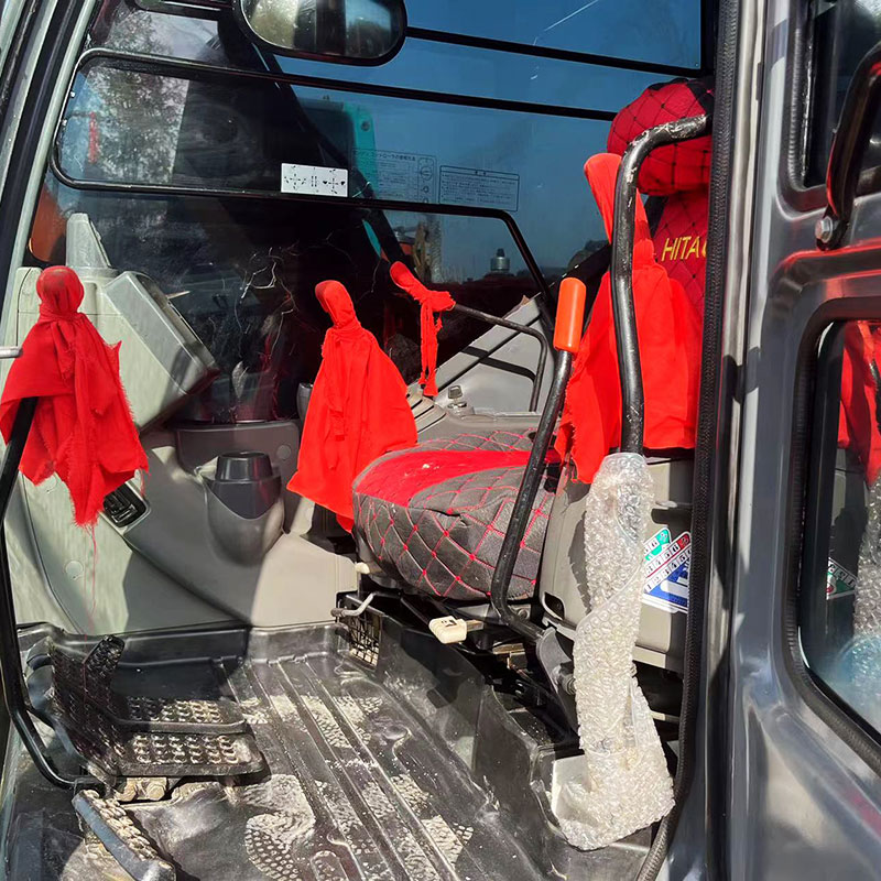 二手日立ZX70挖掘机