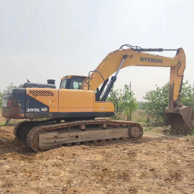 二手现代305VS挖掘机