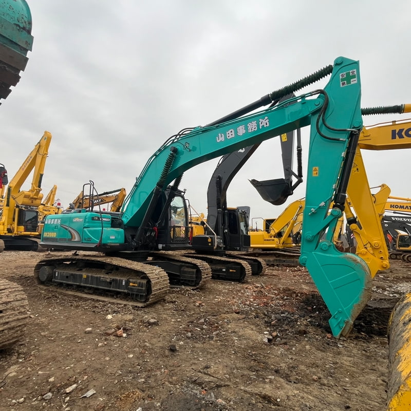 二手神钢SK200D挖掘机