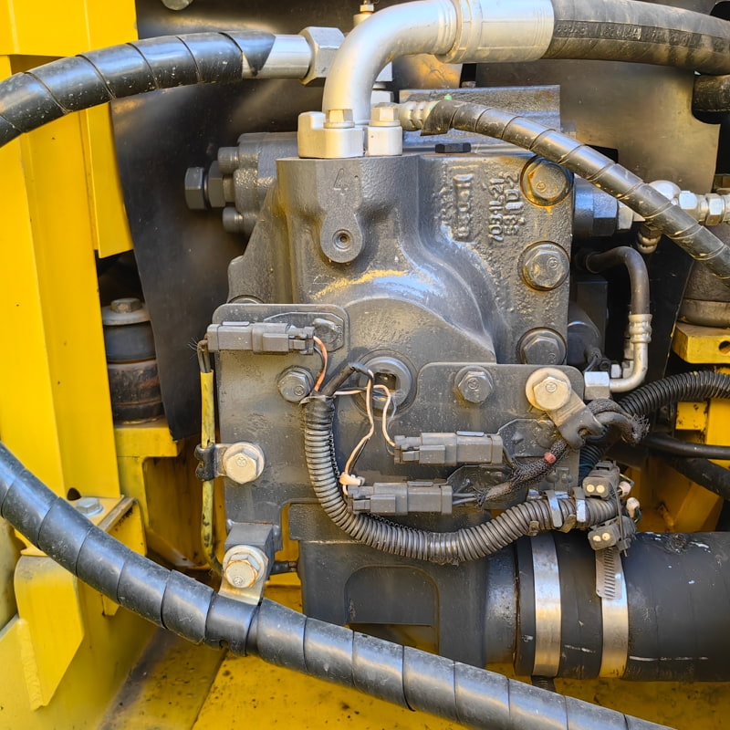 二手小松110-7挖掘机