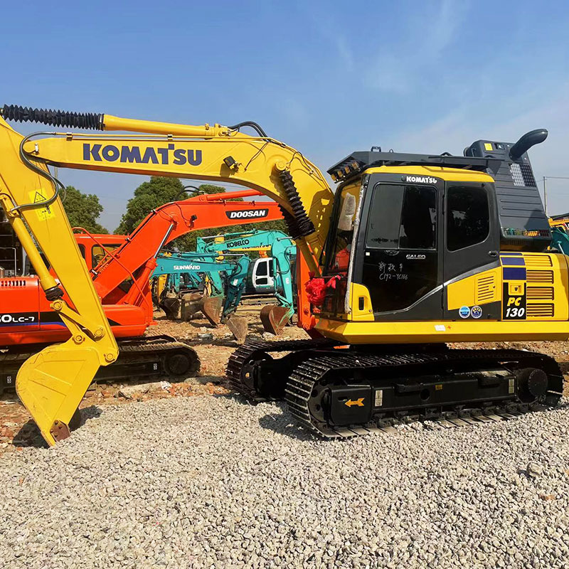 Used 小松130-7 excavator