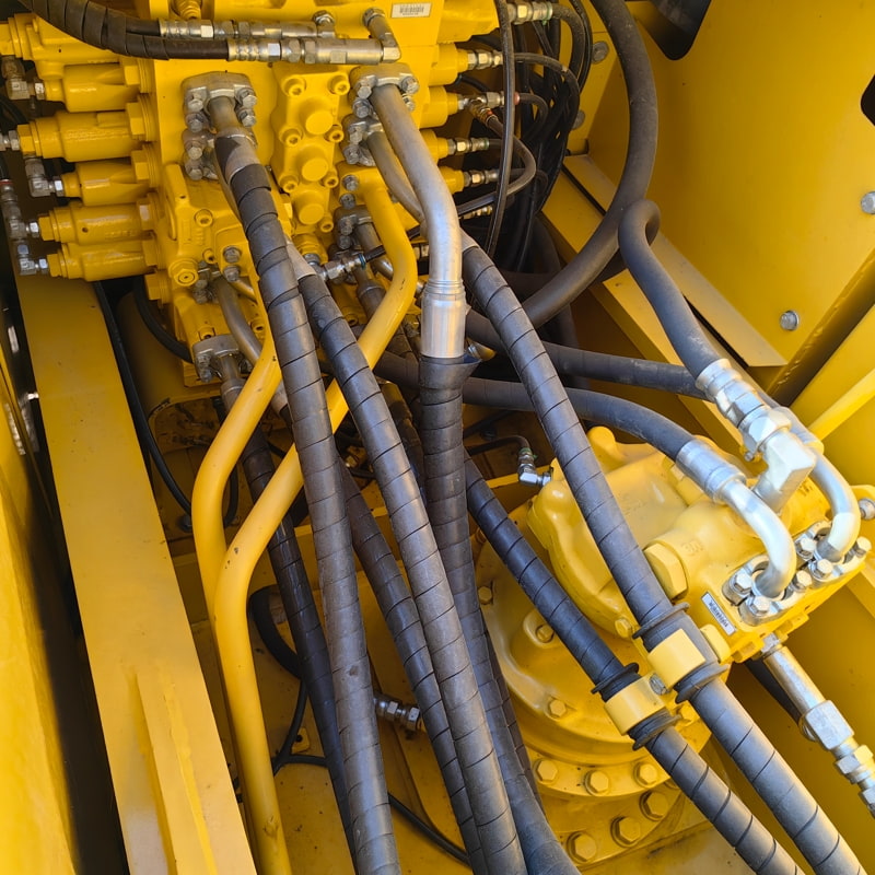 二手小松200-8MO挖掘机