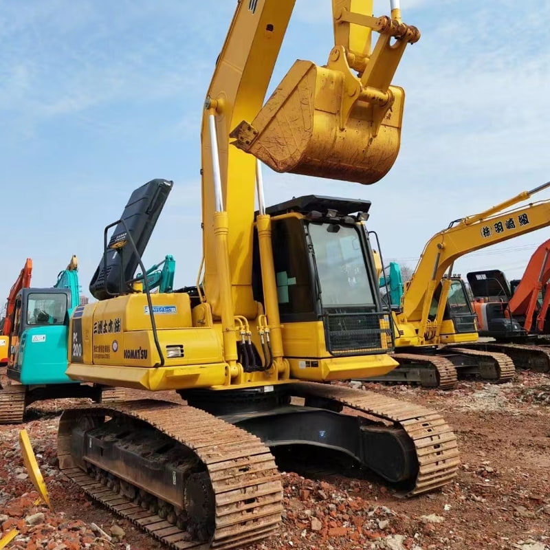 二手小松200-8挖掘机