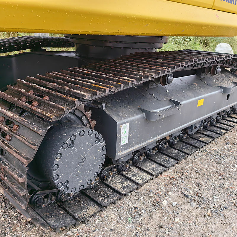 二手小松200-8挖掘机