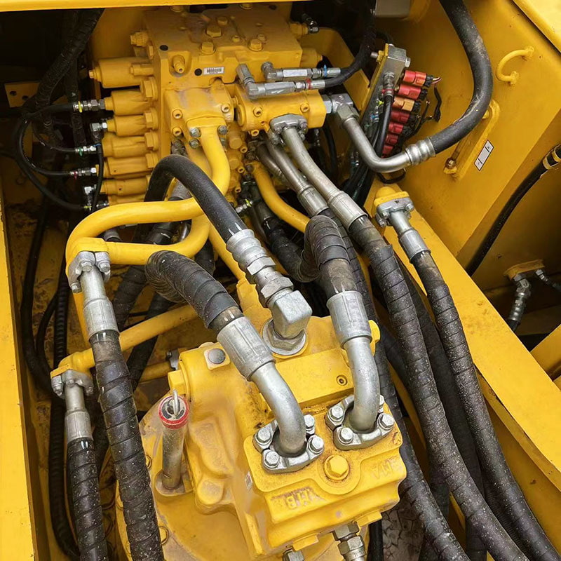 二手小松350-7挖掘机