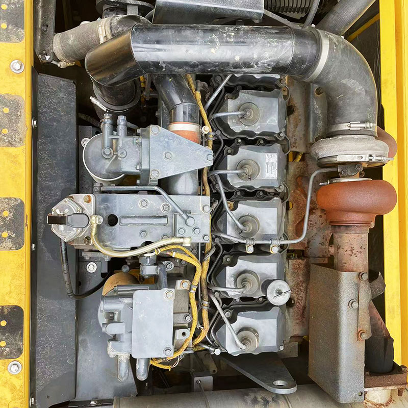 二手小松400-7挖掘机