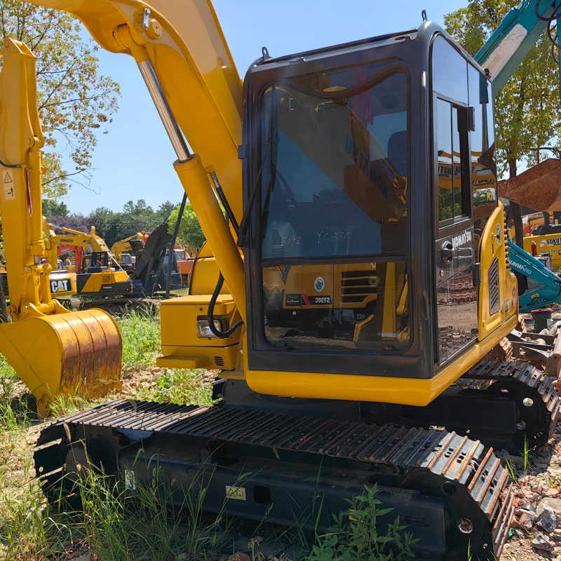 二手小松70-8挖掘机