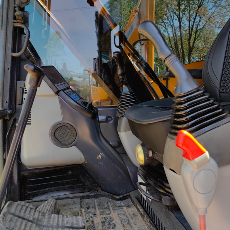 二手小松70-8挖掘机