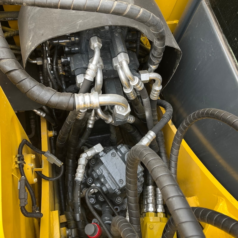 二手小松70-8挖掘机