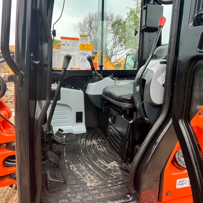 二手久保田KX155挖掘机