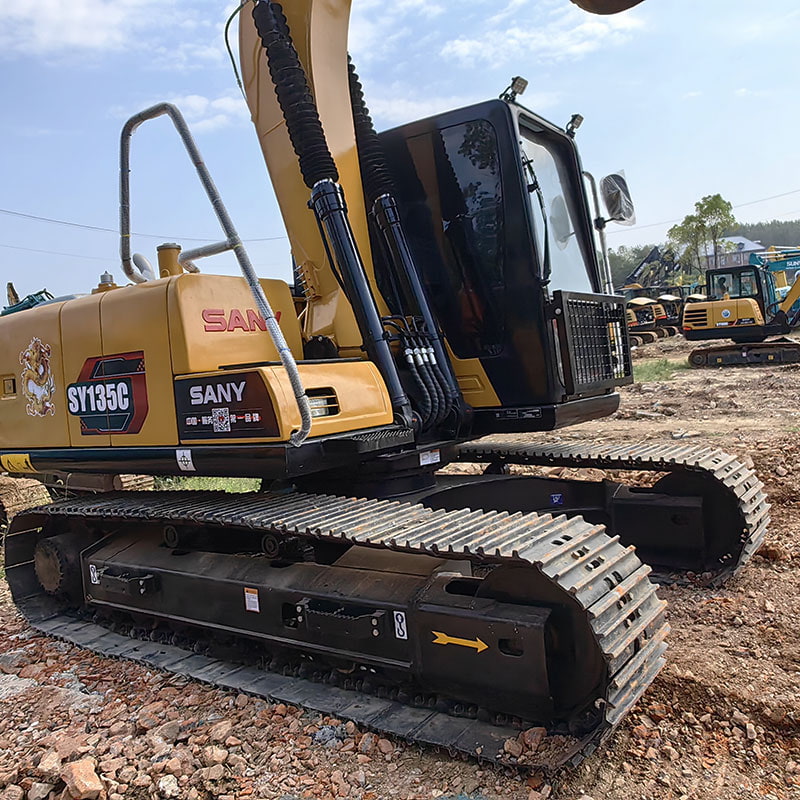二手三一135挖掘机
