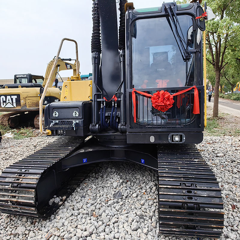 二手沃尔沃140挖掘机