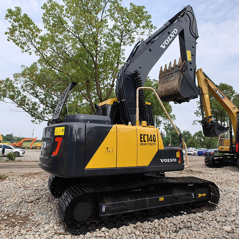 二手沃尔沃140挖掘机